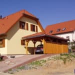 Carport mit Walmdach