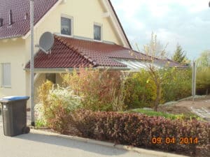 Carport mit Walmdach
